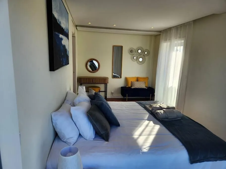 Casa Rogel By Armacao De Pera With Heated Pool And Games Room Alcantarilha 0*,  Portugal